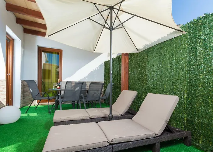 Mafloras Luxury&Beach Apartment